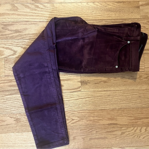 Banana Republic burgundy corduroy pants - Picture 3 of 3